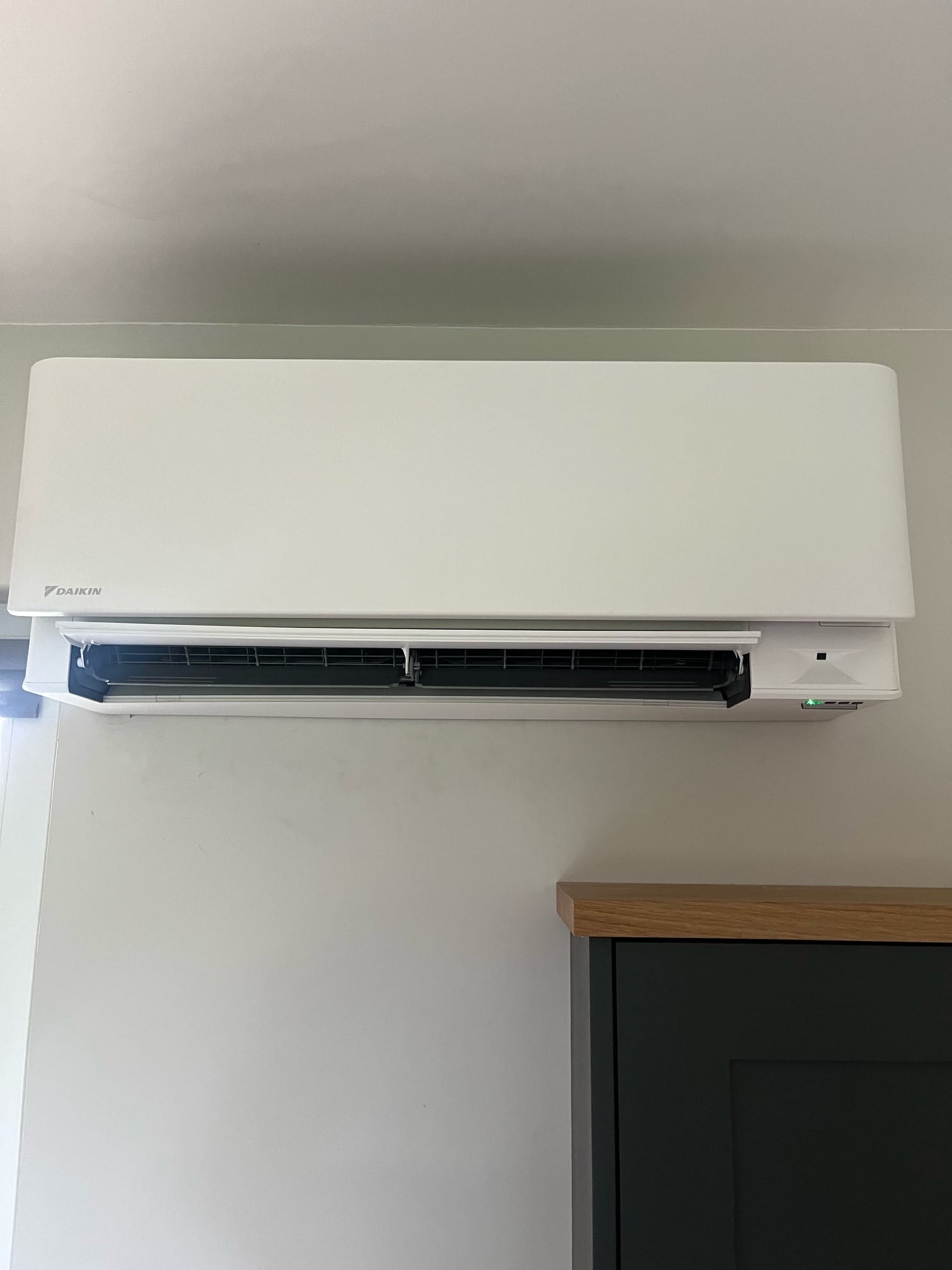 Installation unité intérieure PAC air/air réversible par Hydro'Chauff