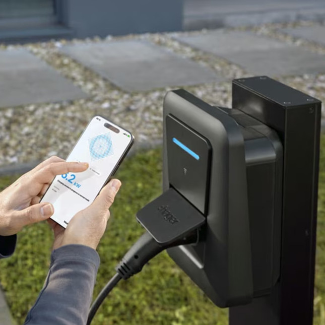 Artisan électricien certifié IRVE pour la pose de borne de recharge véhicule électrique à Capinghem
